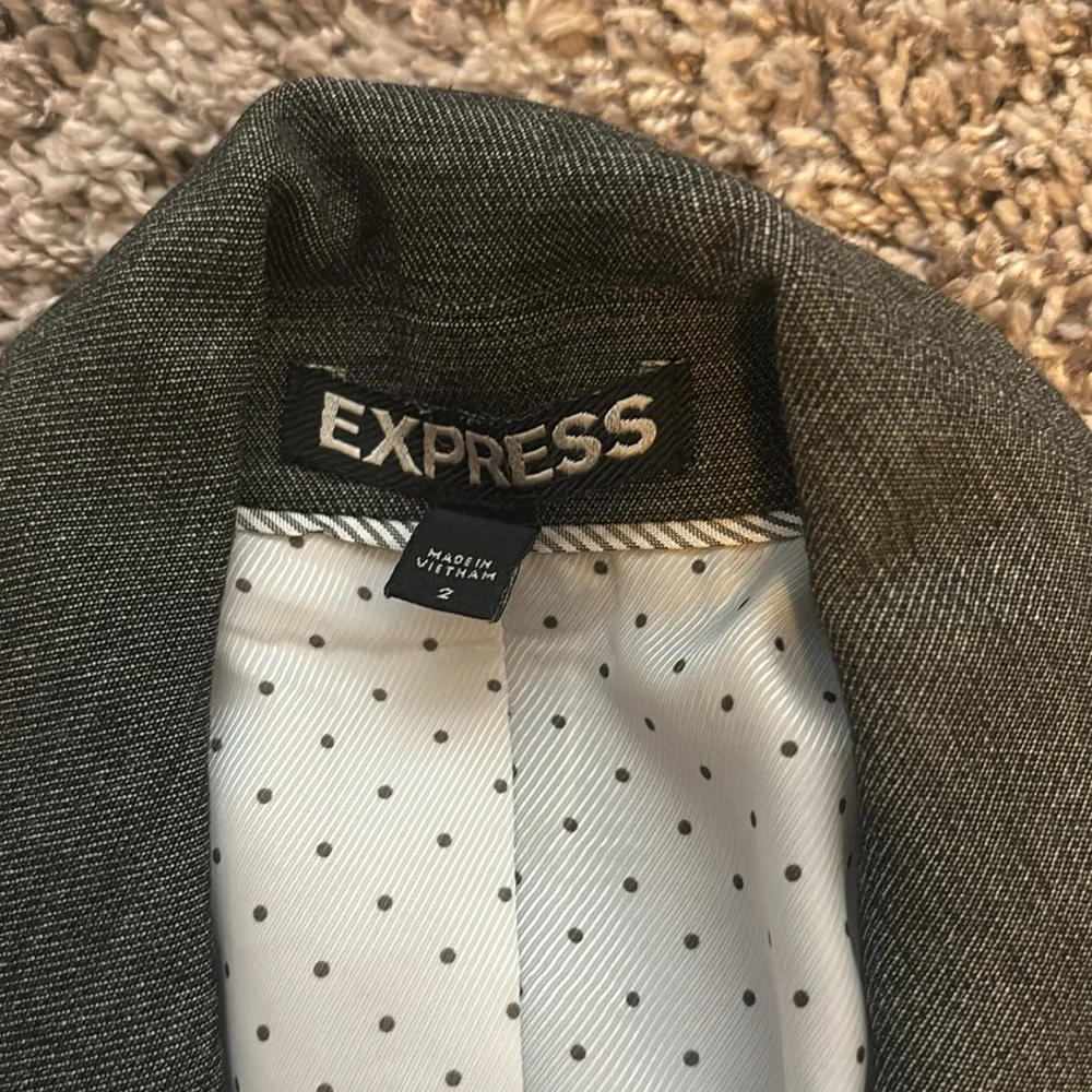 Express Blazer - Picture 3 of 3